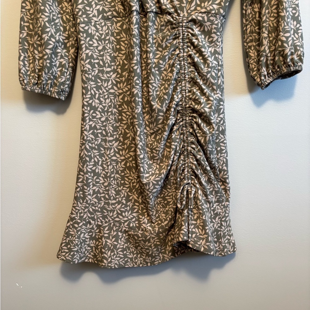 Monteau Floral Leaf Print Faux Wrap Mini Dress XS Green Cream 3/4 Sleeve Stretch - Picture 5 of 9